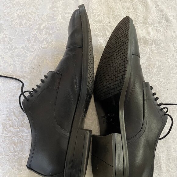 Cole Haan men\'s dress shoes size 9.5 Medium main image 5